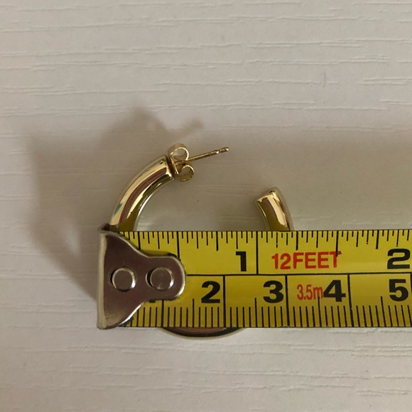 GOLD HOOPS - Picture 5 of 8